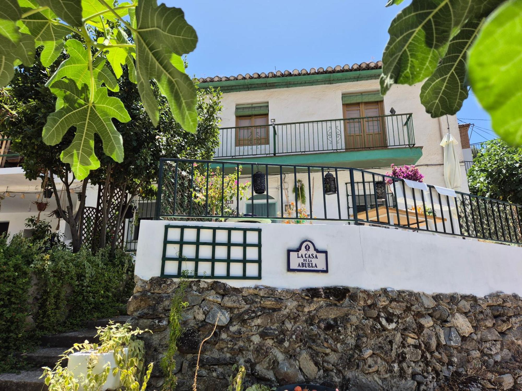 Апартаменты La Casa De La Abuela Пинос-Хениль Экстерьер фото